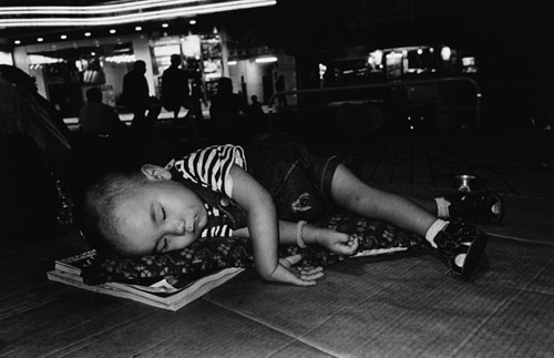 ����C(Yang Seungwoo)�ʐ^�W�uLOST CHILD�v