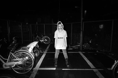 �؉��~�V�[�Ďʐ^�W�wNo Sunny Days�x